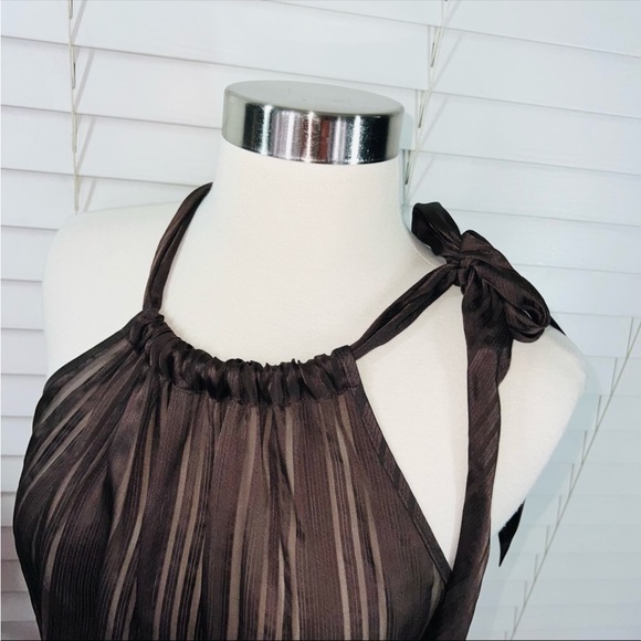 GORGEOUS Trina Turk 100% Silk Top, Like New, Size M - Beautiful Rich Brown! - Picture 3 of 6